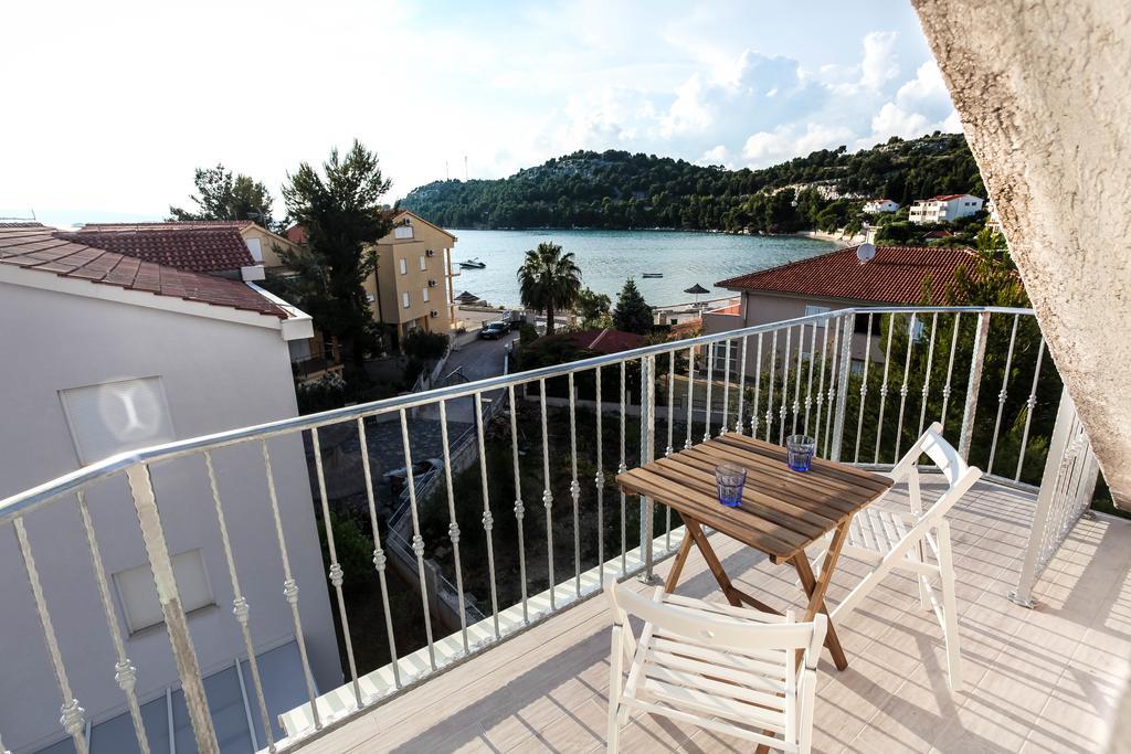 Apartments Rajna Zaboric Esterno foto